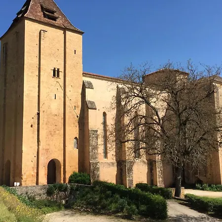 Converted Barn In Dordogne With Garden View Casa de Férias *